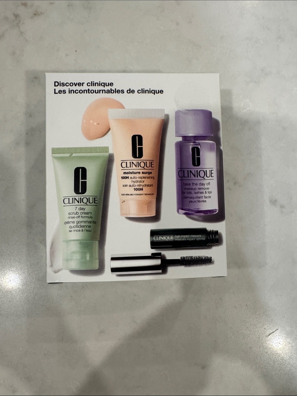 Clinique skincare and mascara set